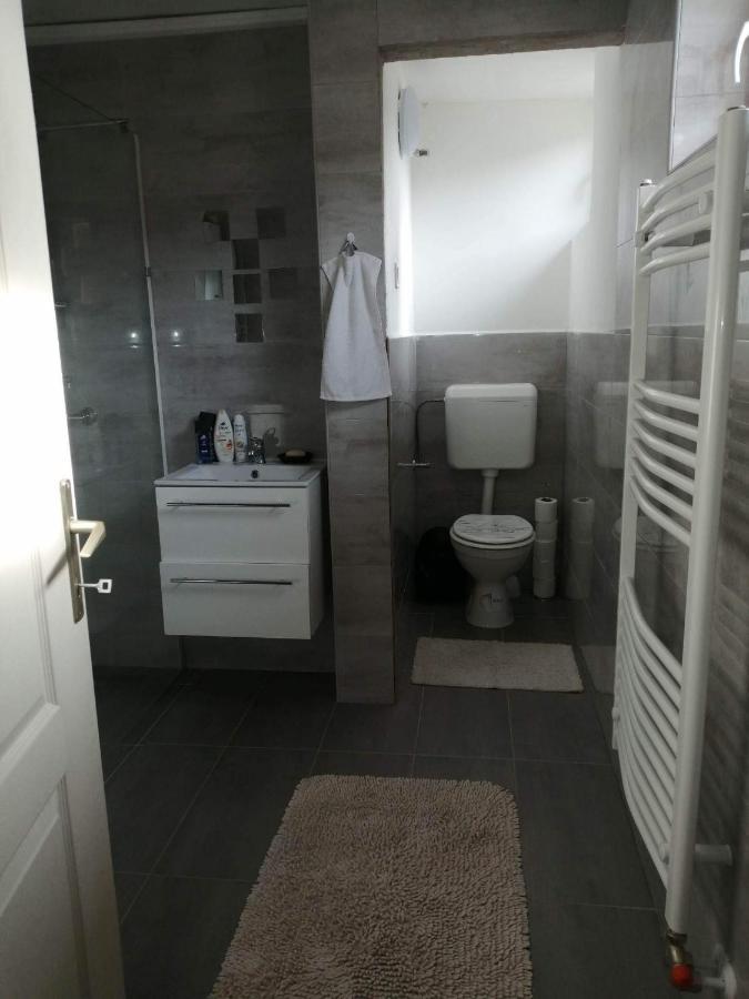 Апартаменти Horvath Apartman Кестхей Екстер'єр фото